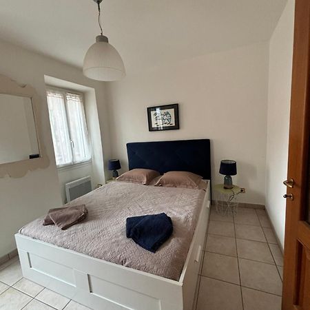 Joli Appart 29M2 En Vieille Ville Menton 2 Mins De La Mer 外观 照片